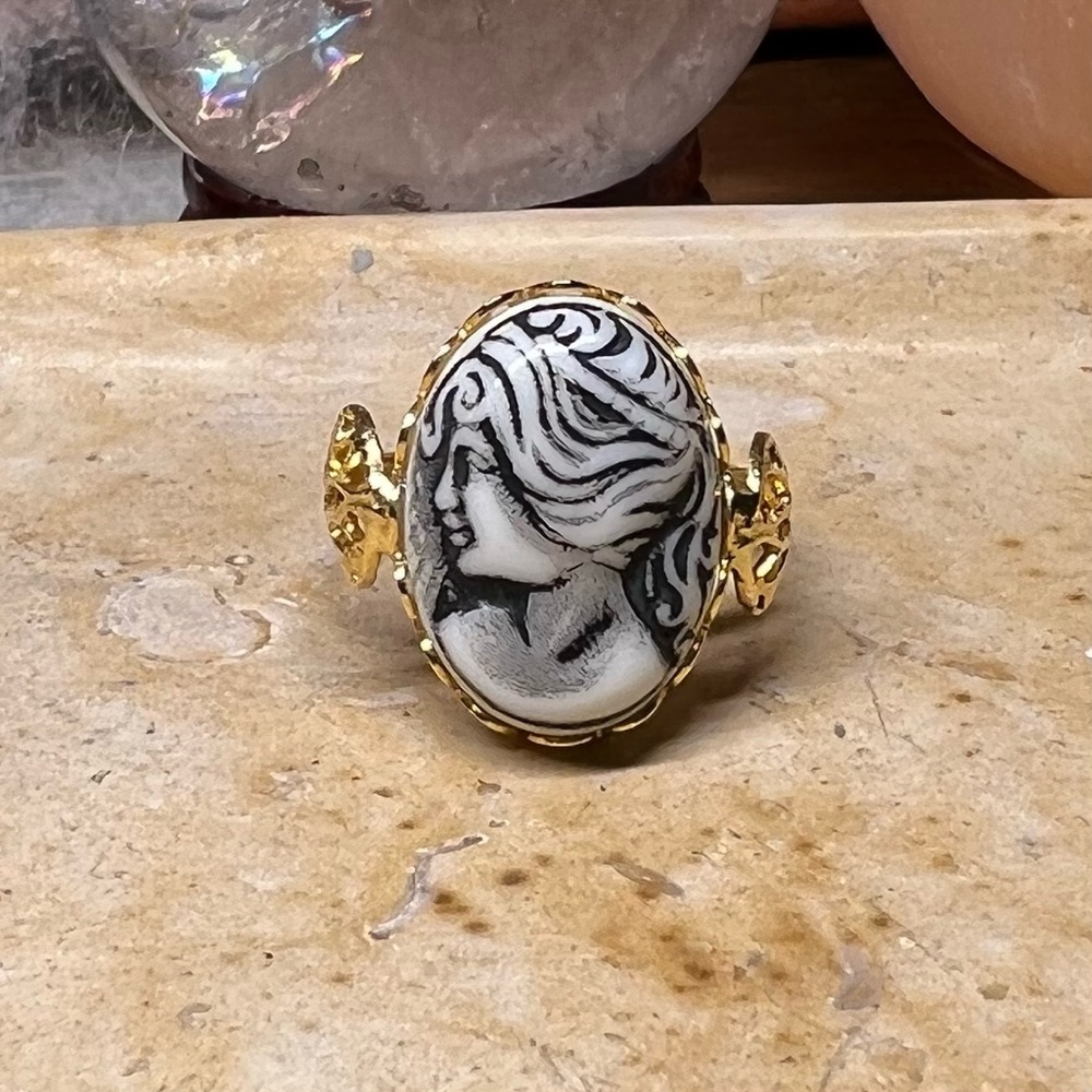 Vintage Adjustable Ring